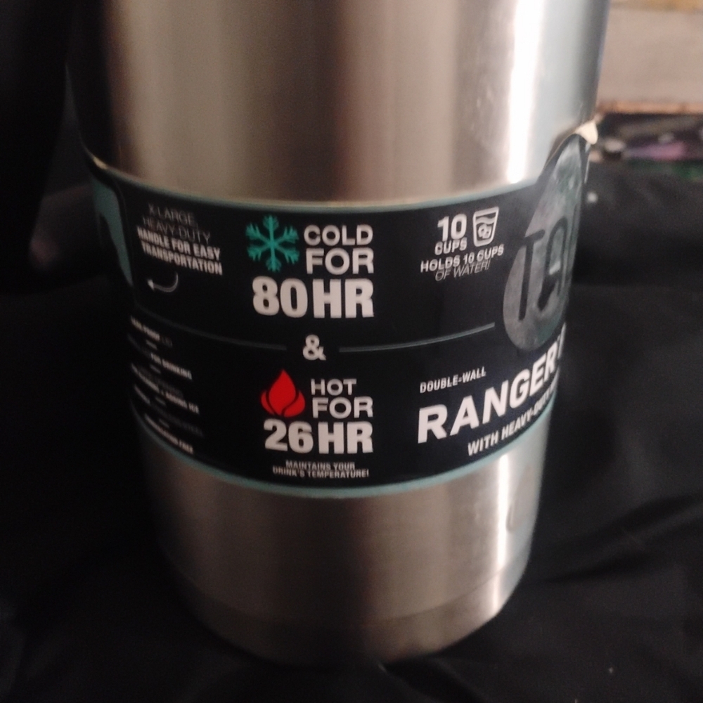 Stainless Steel Water Bottle With Handle